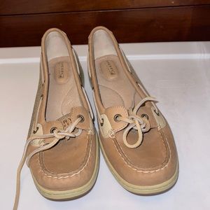 classic beige sperry